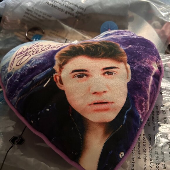 Justin Bieber Heart-Shaped Pillow – Vintage Belieber Merch - Picture 3 of 5